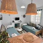 Unique Beachfront House - Private Garden *