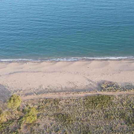 Unique Beachfront House - Private Garden * Analipsis (Messinia)