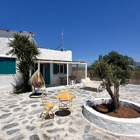 펜션 Unique Beachfront House - Private Garden *