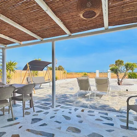 Unique Beachfront House - Private Garden * Analipsis (Messinia)