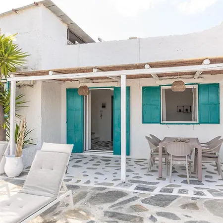 Unique Beachfront House - Private Garden 펜션 Analipsis (Messinia)