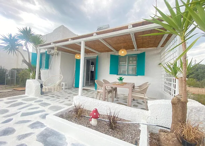 Unique Beachfront House - Private Garden *