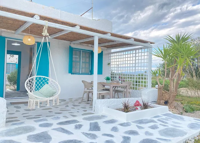 Vakantiehuis Unique Beachfront House - Private Garden Analipsis (Messinia)